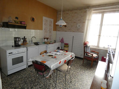 Maison - 194 m² - 8 pièces