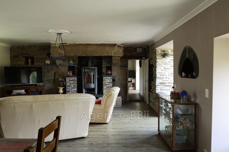 Maison - 217 m² - 8 pièces