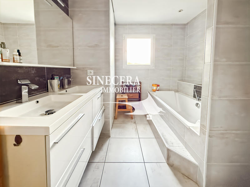 Maison - 153 m² - 6 pièces