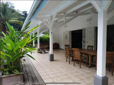 Villa - 180 m² - 5 pièces