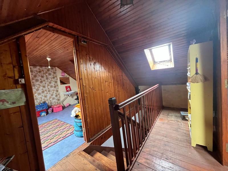 Maison - 152 m² - 8 pièces