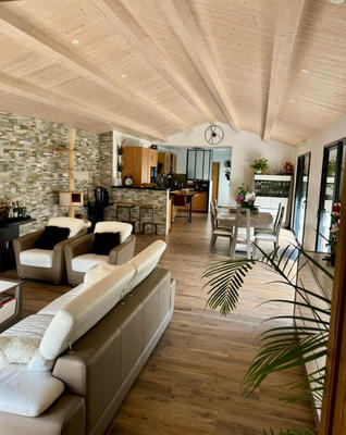 Maison - 137 m² - 4 pièces