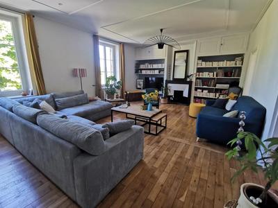 Appartement - 101 m² - 3 pièces