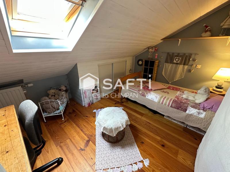 Maison - 167 m² - 8 pièces