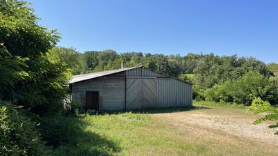 Maison - 1 000 m² - 3 pièces