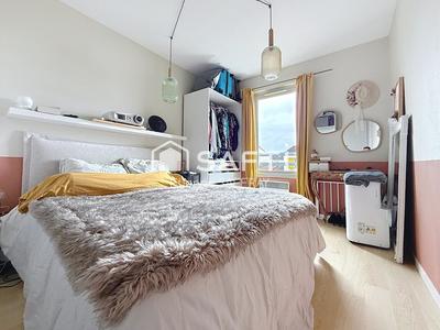 Maison - 84 m² - 4 pièces