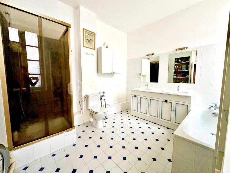 Appartement - 94 m² - 3 pièces