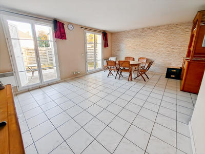 Maison - 86 m² - 4 pièces