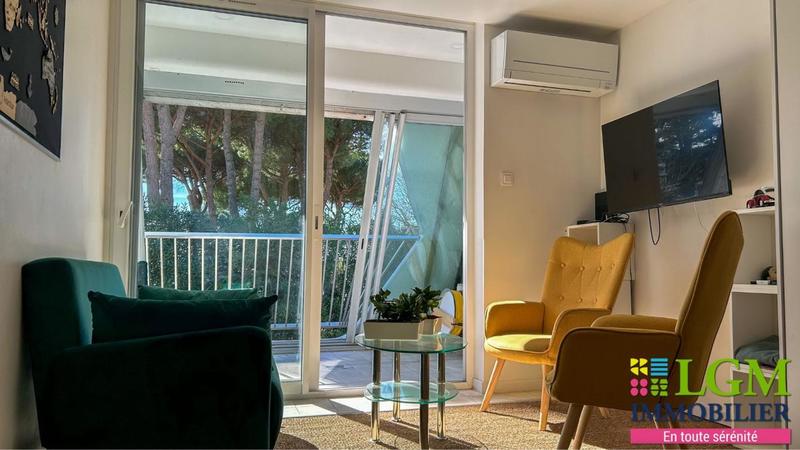 Studio - 25 m² - 1 pièce