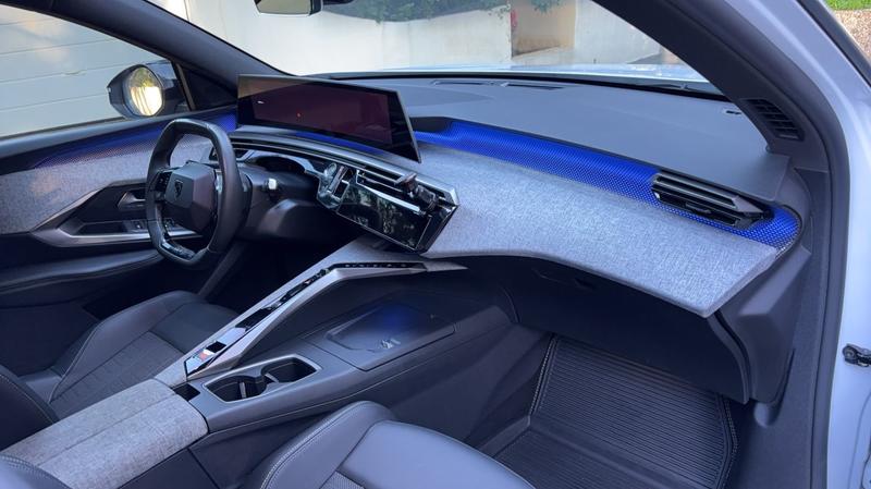 Peugeot 3008 1.2 Hybrid 136 e-Dsc6 Gt Line - Automatique