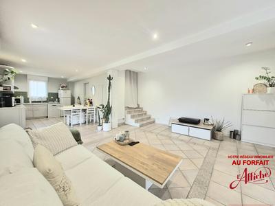 Maison - 105 m² - 5 pièces