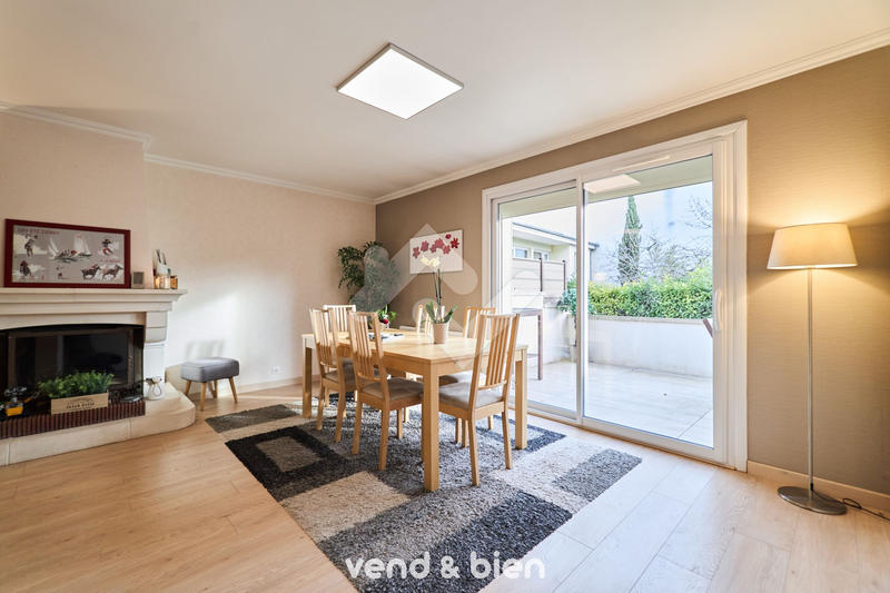 Maison - 121 m² - 6 pièces