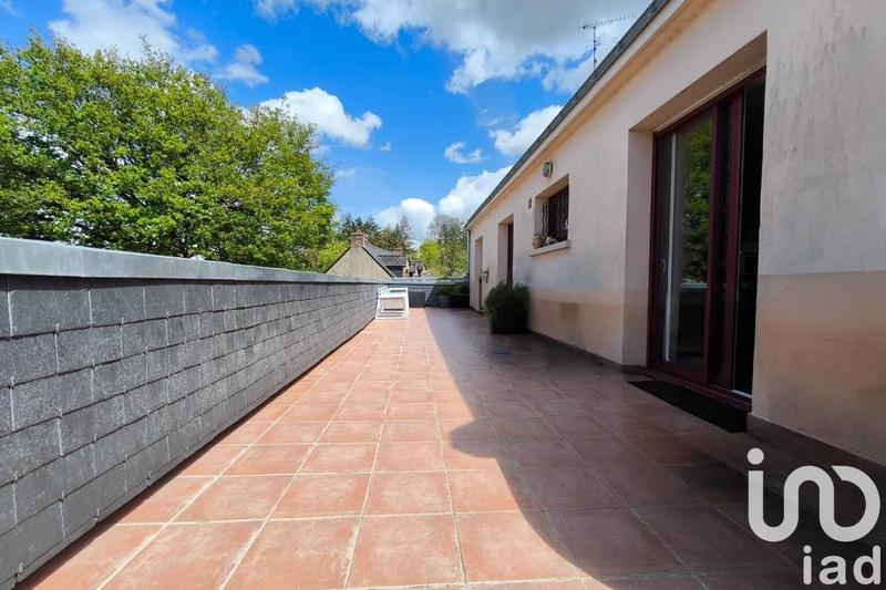 Maison - 325 m² - 6 pièces