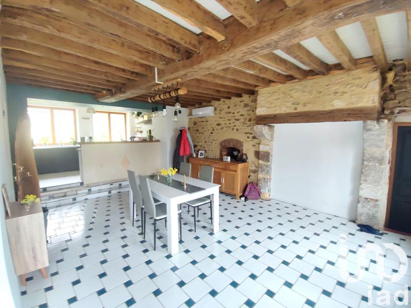 Maison - 252 m² - 6 pièces