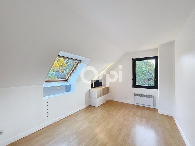 Maison - 170 m² - 5 pièces