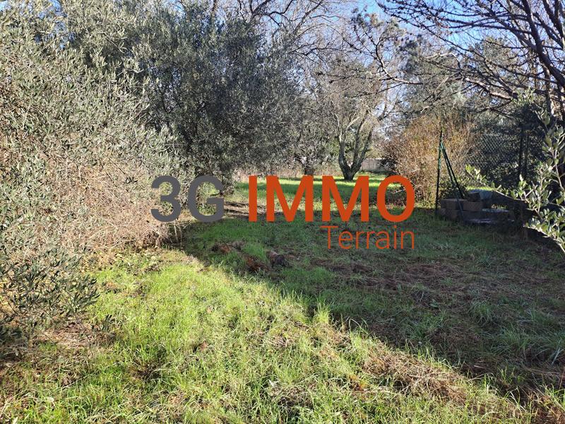 Terrain constructible - 1 202 m²