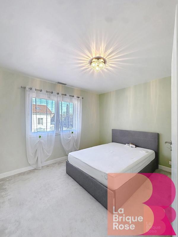 Maison - 200 m² - 9 pièces