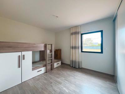 Maison - 187 m² - 6 pièces