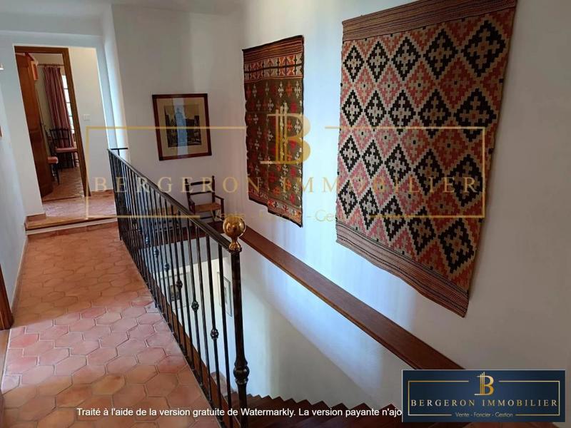 Villa - 185 m² - 6 pièces