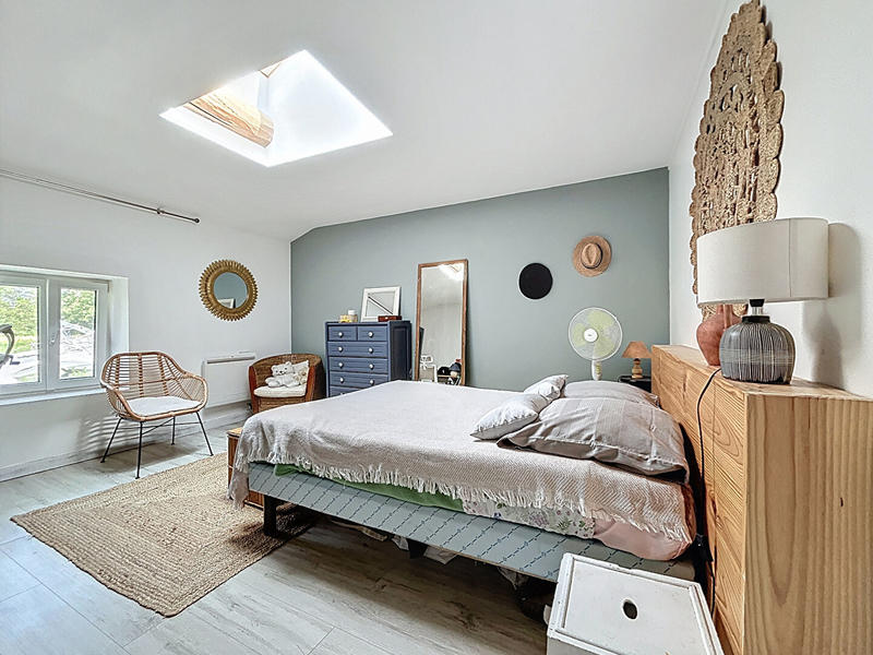 Maison - 439 m² - 11 pièces