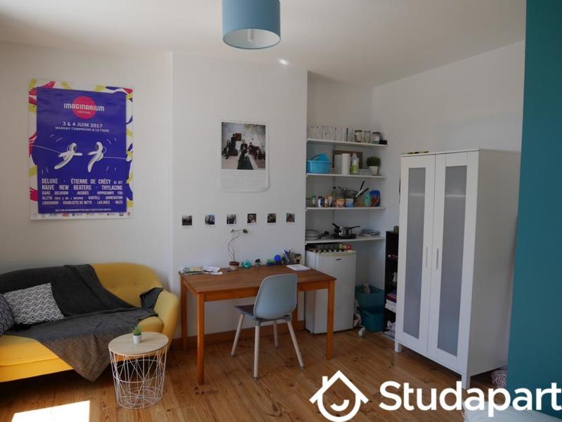 Chambre - 15 m² - 1 pièce