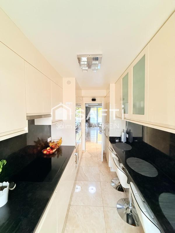 Appartement - 77 m² - 4 pièces