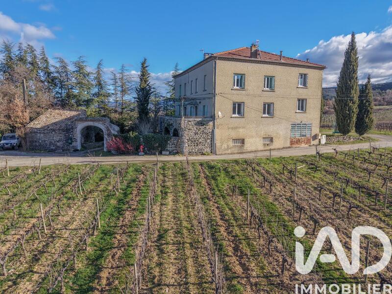 Appartement - 95 m² - 4 pièces