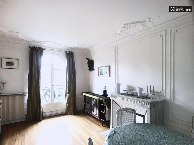 Appartement - 100 m² - 4 pièces