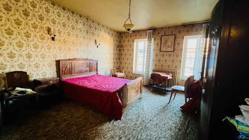 Maison ancienne - 161 m² - 5 pièces