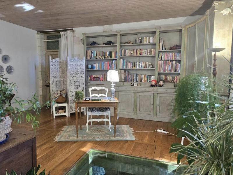 Moulin - 220 m² - 7 pièces