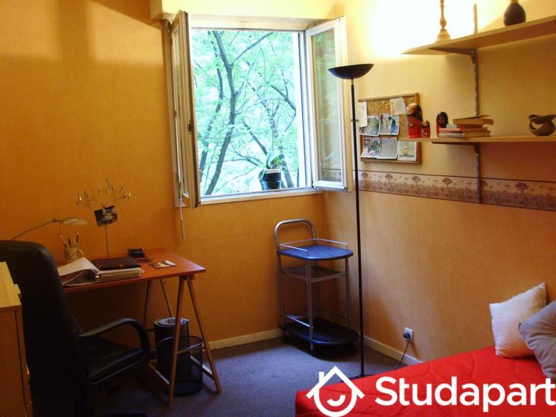 Chambre - 12 m² - 1 pièce