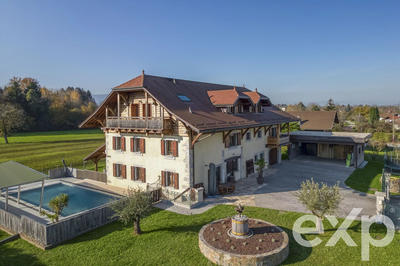 Maison - 393 m² - 12 pièces