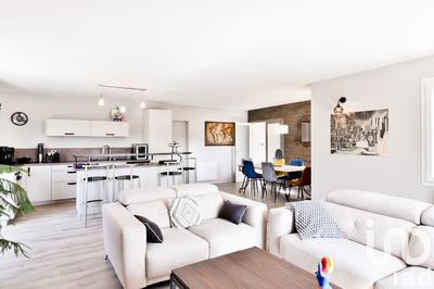 Maison - 122 m² - 5 pièces