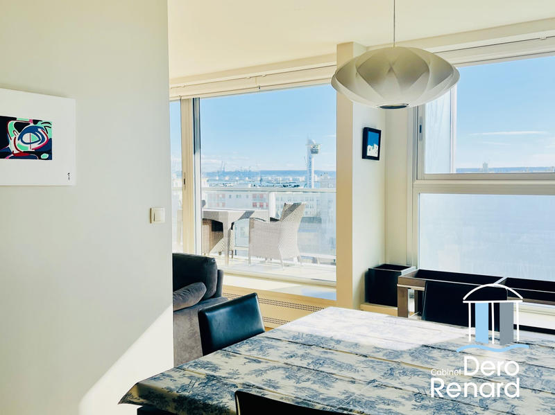 Appartement - 142 m² - 6 pièces