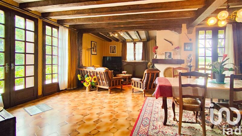 Maison - 166 m² - 8 pièces