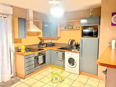 Maison - 88 m² - 4 pièces