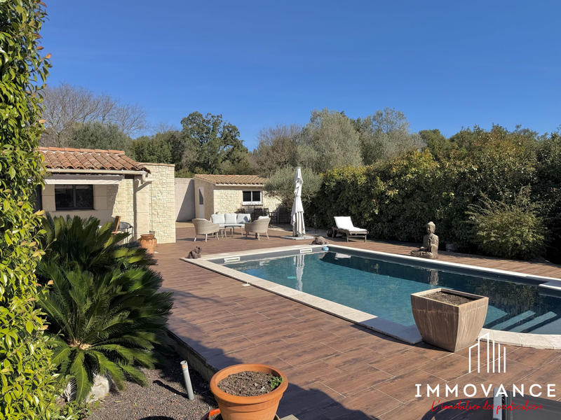 Villa - 251 m² - 8 pièces