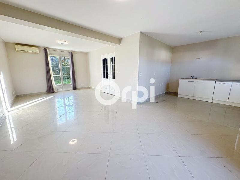 Maison - 122 m² - 6 pièces