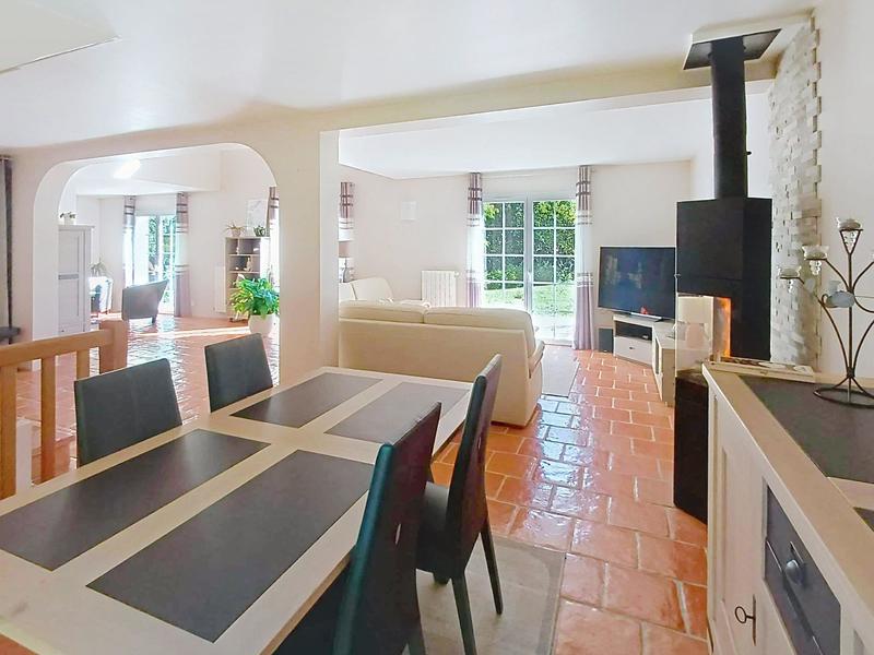 Maison - 148 m² - 5 pièces