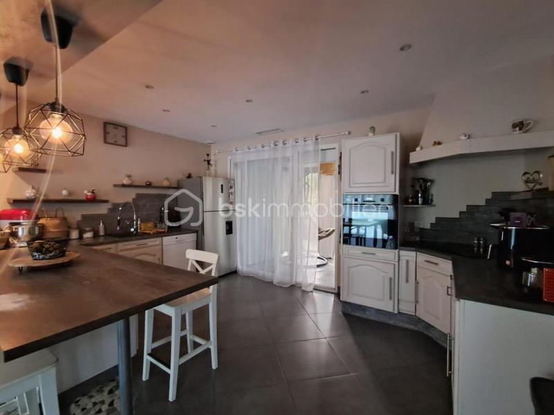 Maison - 156 m² - 4 pièces