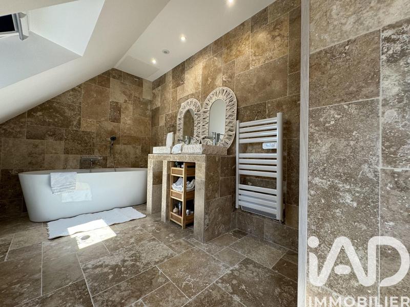 Maison - 125 m² - 6 pièces