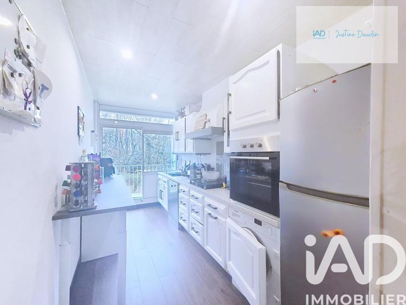 Appartement - 77 m² - 4 pièces