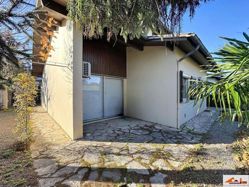 Villa - 179 m² - 6 pièces