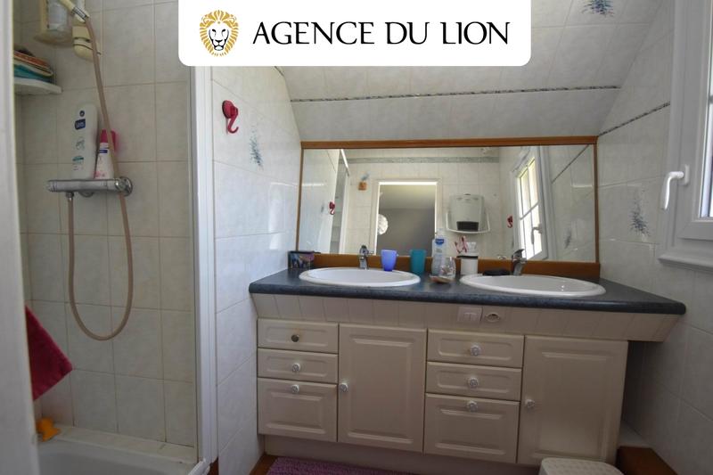 Maison - 160 m² - 7 pièces