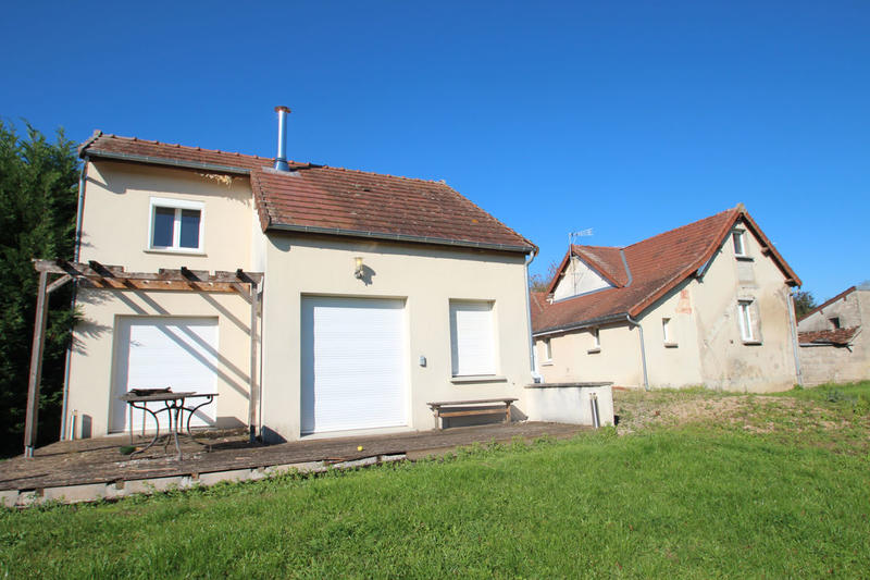 Maison - 93 m² - 4 pièces