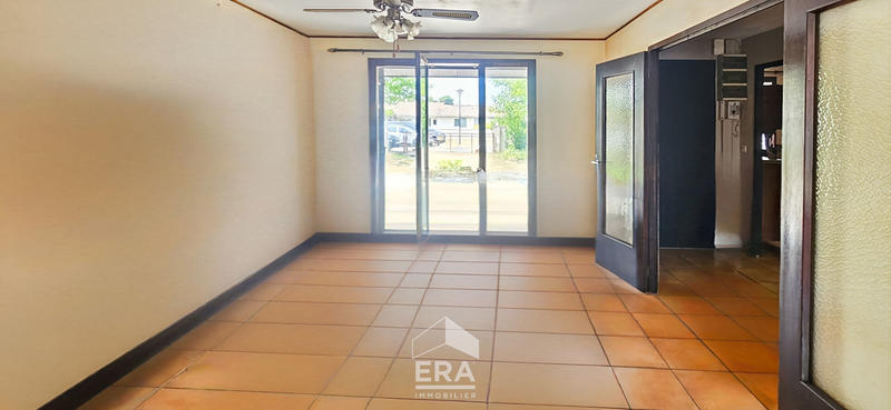 Maison - 160 m² - 10 pièces