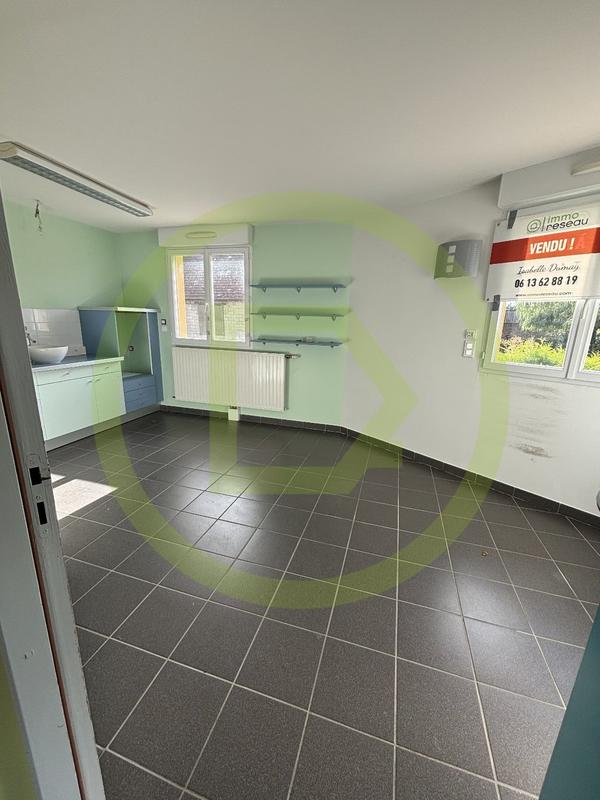 Bureau - 245 m² - 12 pièces