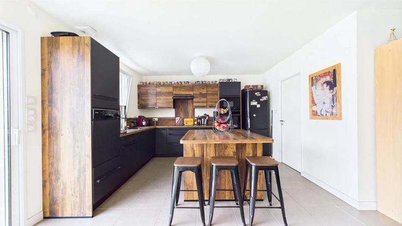 Maison - 119 m² - 6 pièces