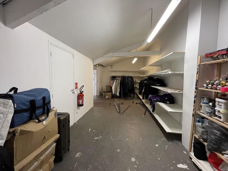 Local commercial - 183 m²