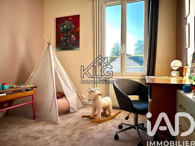 Maison - 122 m² - 5 pièces